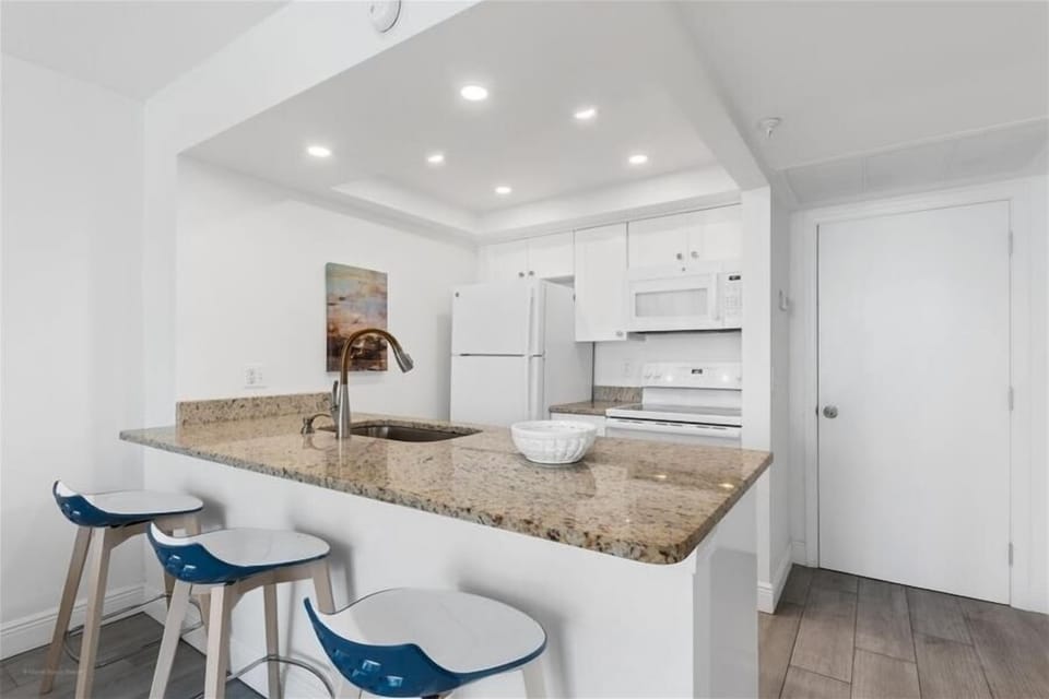 302 kitchen