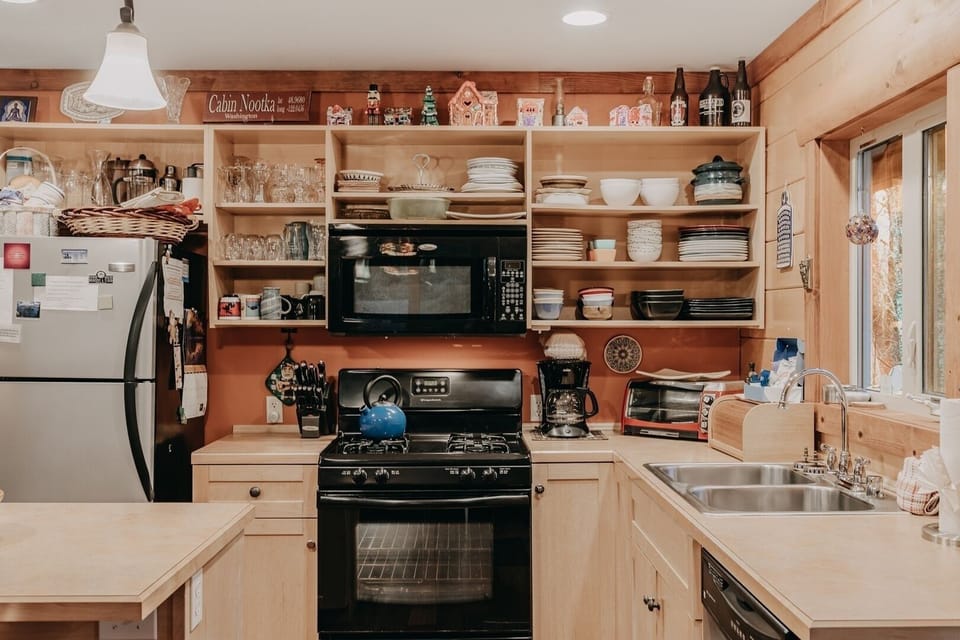 Indoors, Kitchen, Microwave, Oven, Sink