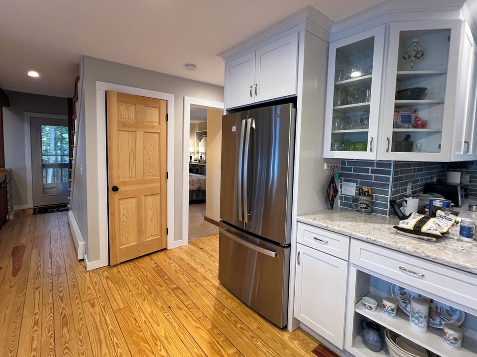 Fully stocked kitchen. 