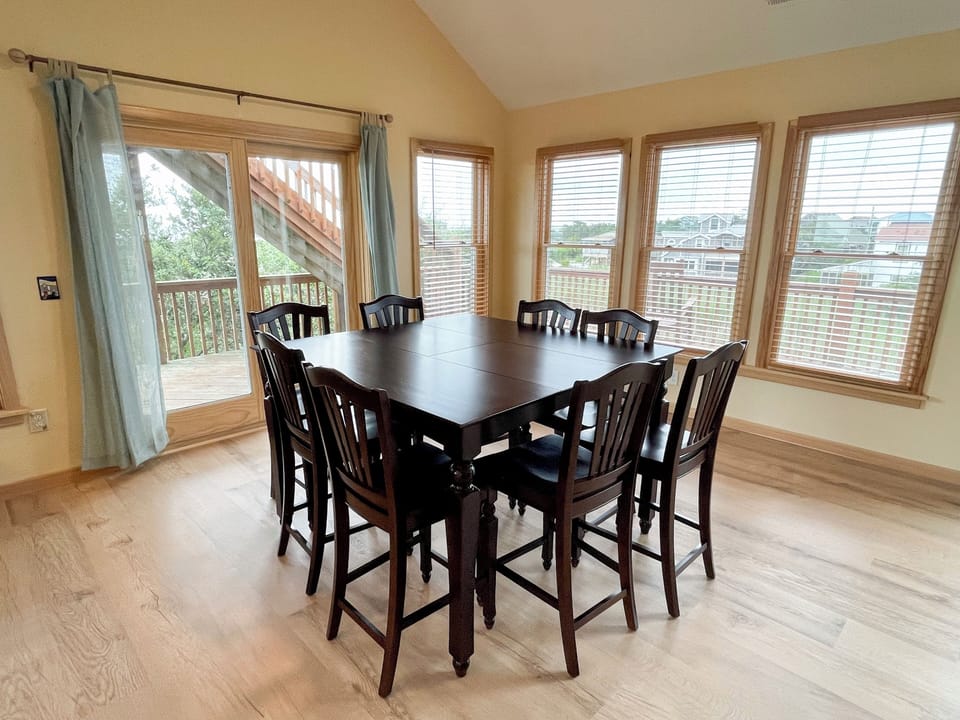 Dining Area, Second Floor