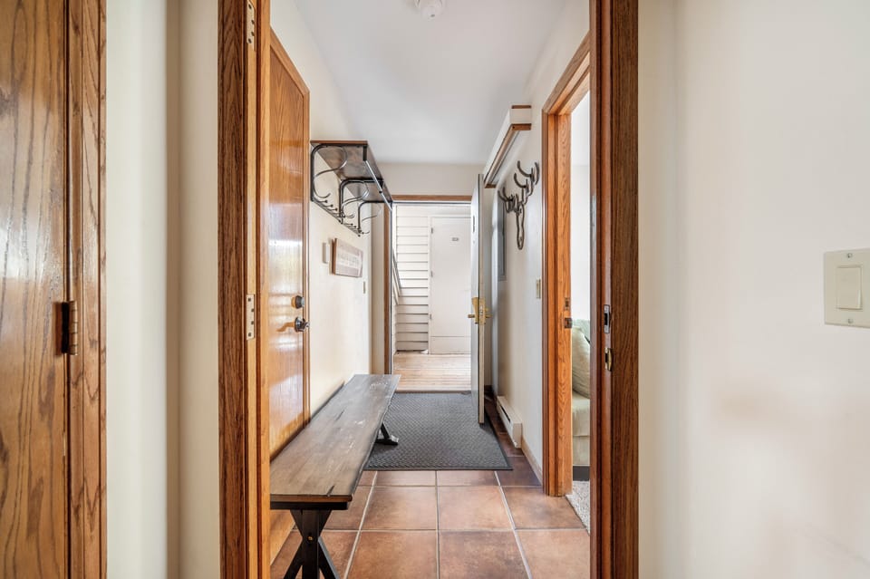 Hallway - Hallway to entry door