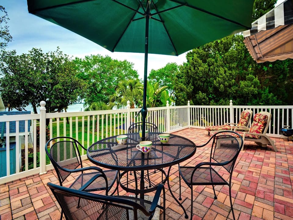 A relaxing vacation setting