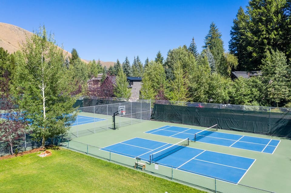 Sport court