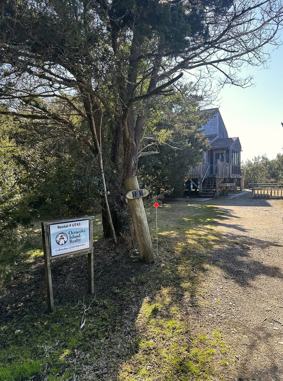 Front of Canel Cottage, 3 vehicle limit
