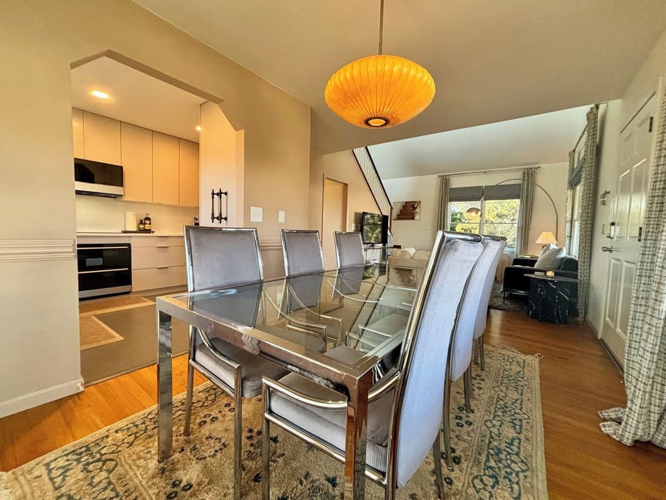 Overall Dining Area