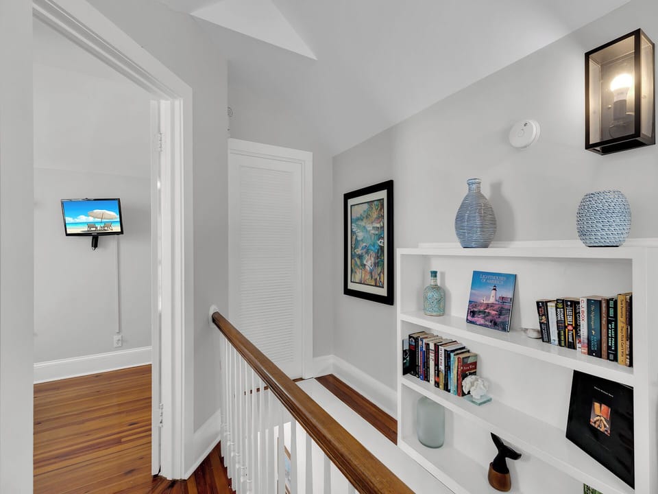 Vaulted ceilings add to the vibe!