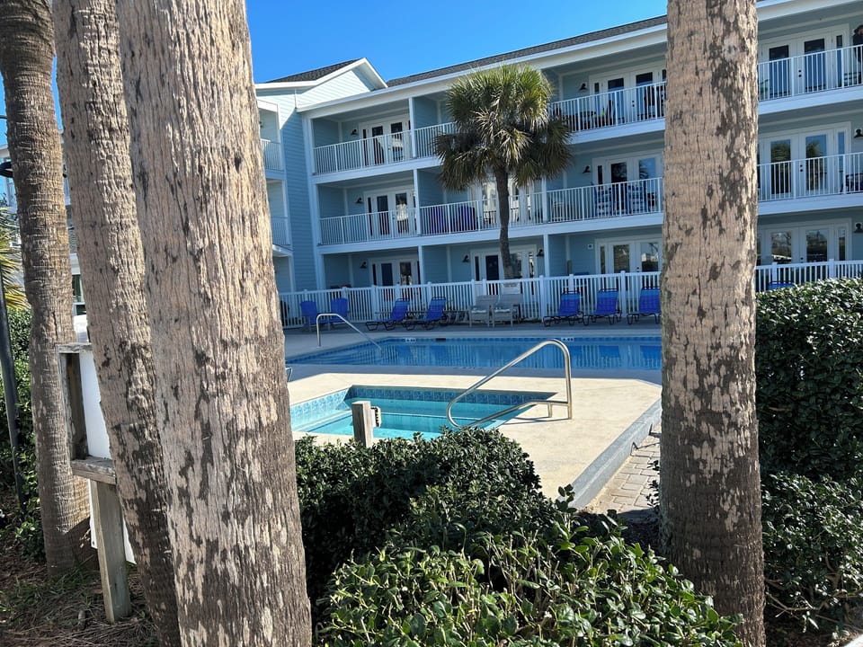 Quaint, smaller complex