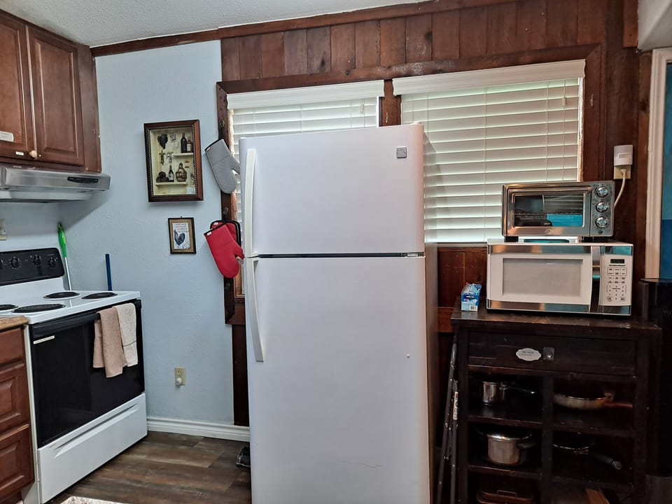 Full size refrigerator & small appliances 