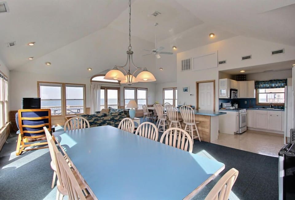 The views can be enjoyed from the inside as well.