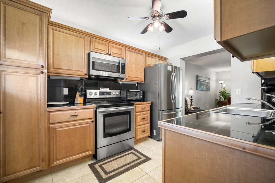 Fully Equipped Kitchen with Stainless Steel Appliances