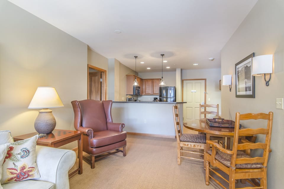 Dining Area - Drop-leaf table with seating for 6. 
(Extra chairs located in bedroom)