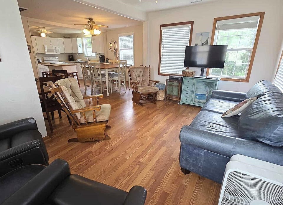 Living Room Overll