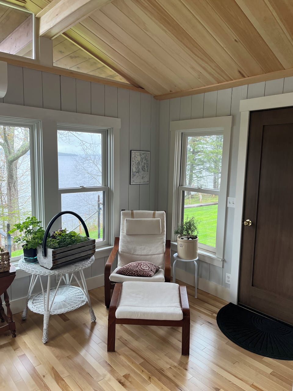 Corner of newly finished front room with door to huge deck