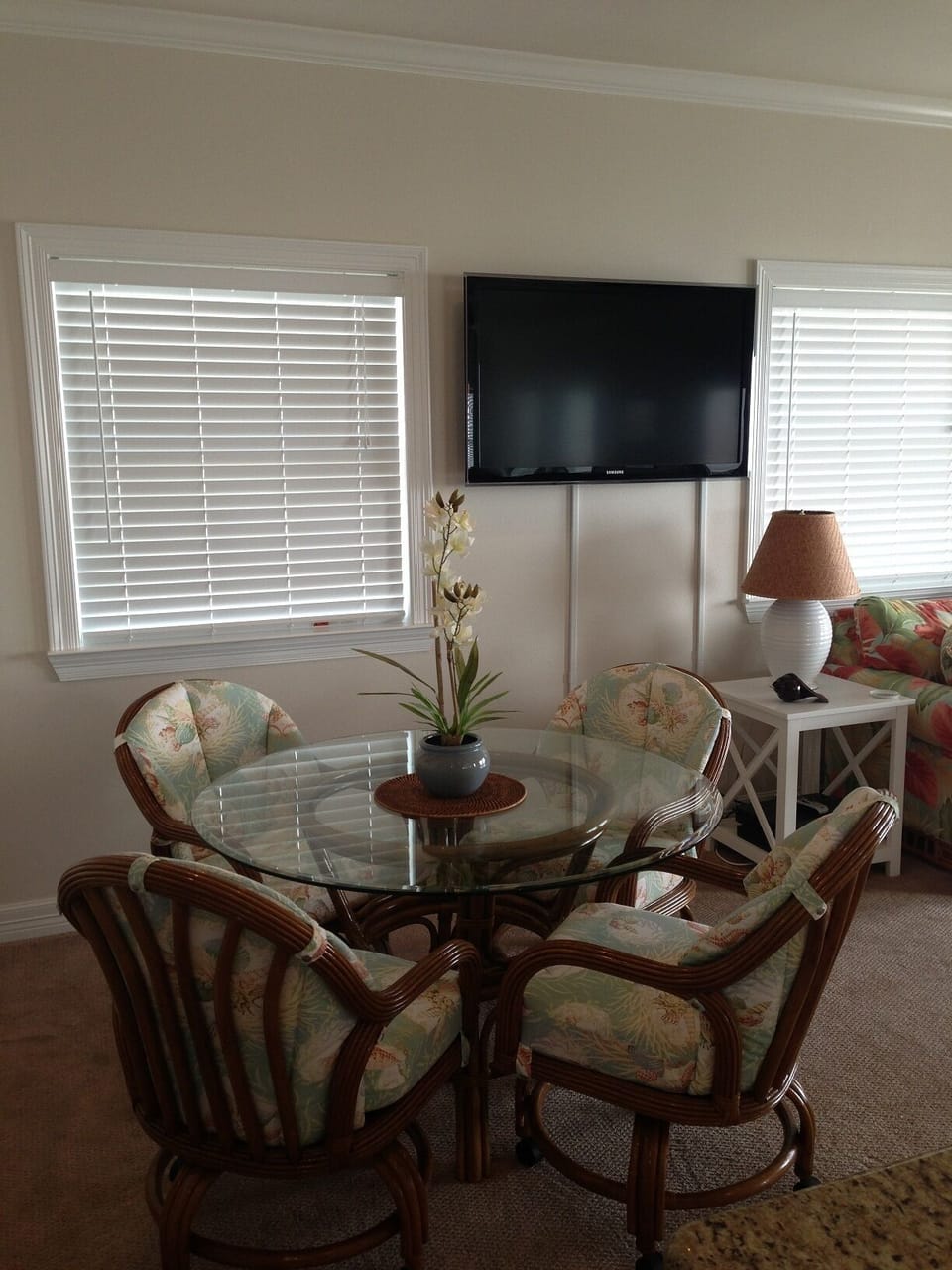 Shore Haven Dining Table - Shore Haven dining area