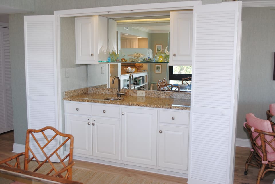 Wet Bar