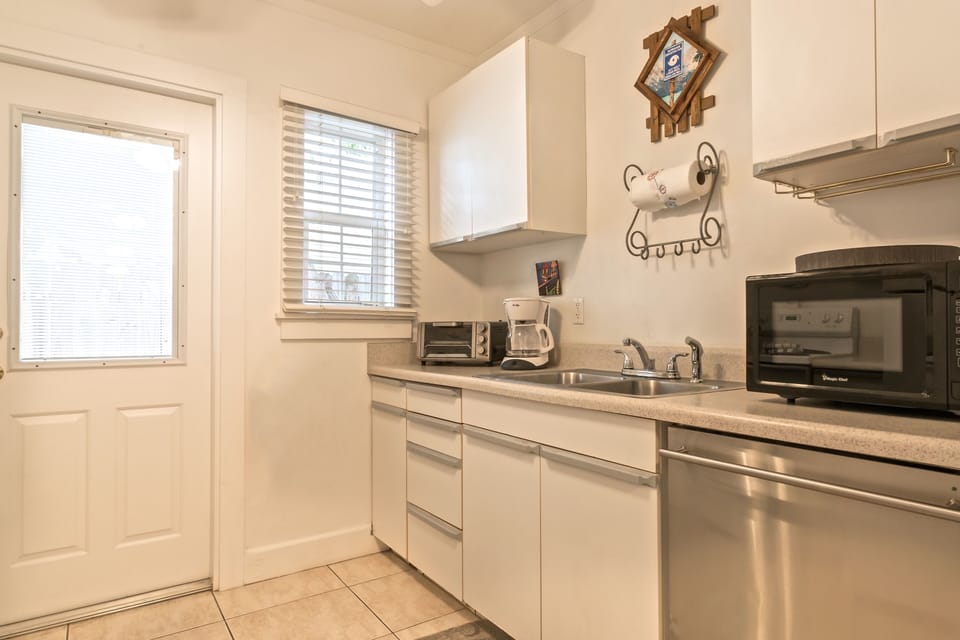 Kitchen comes equipped with everything you need!