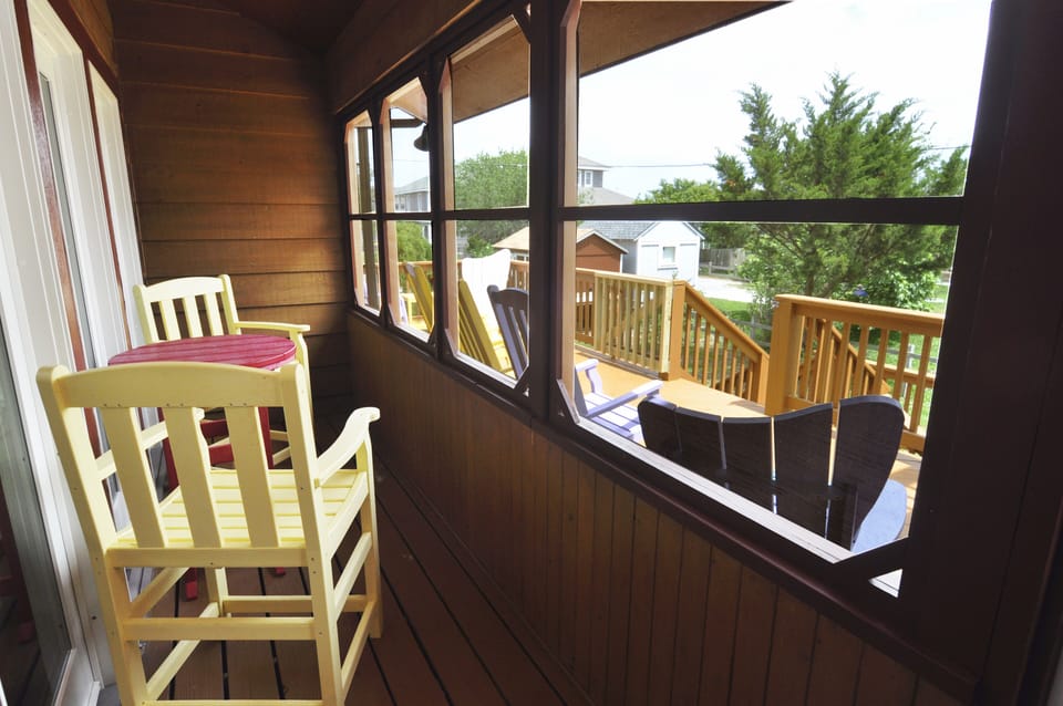 Screened Porch off Living Room