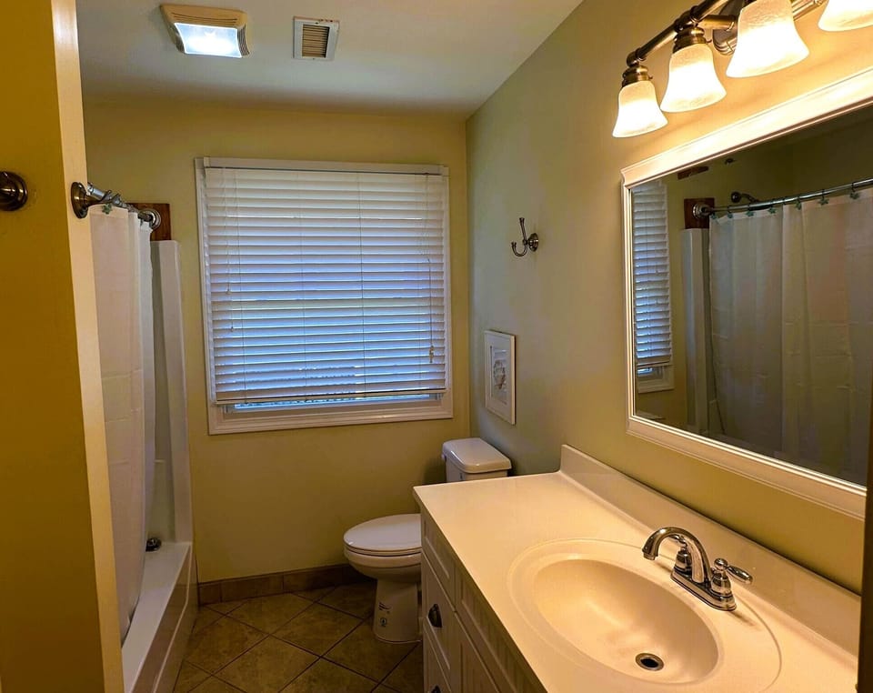 Bath with Tub Shower, First Floor