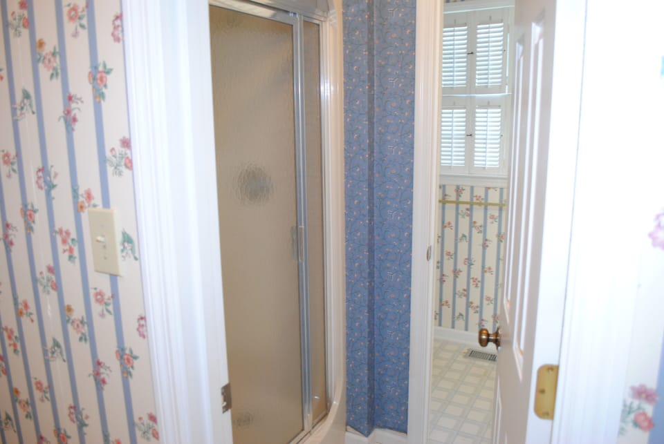 Queen Bathroom (shower between 2 separate sinks) - First Floor