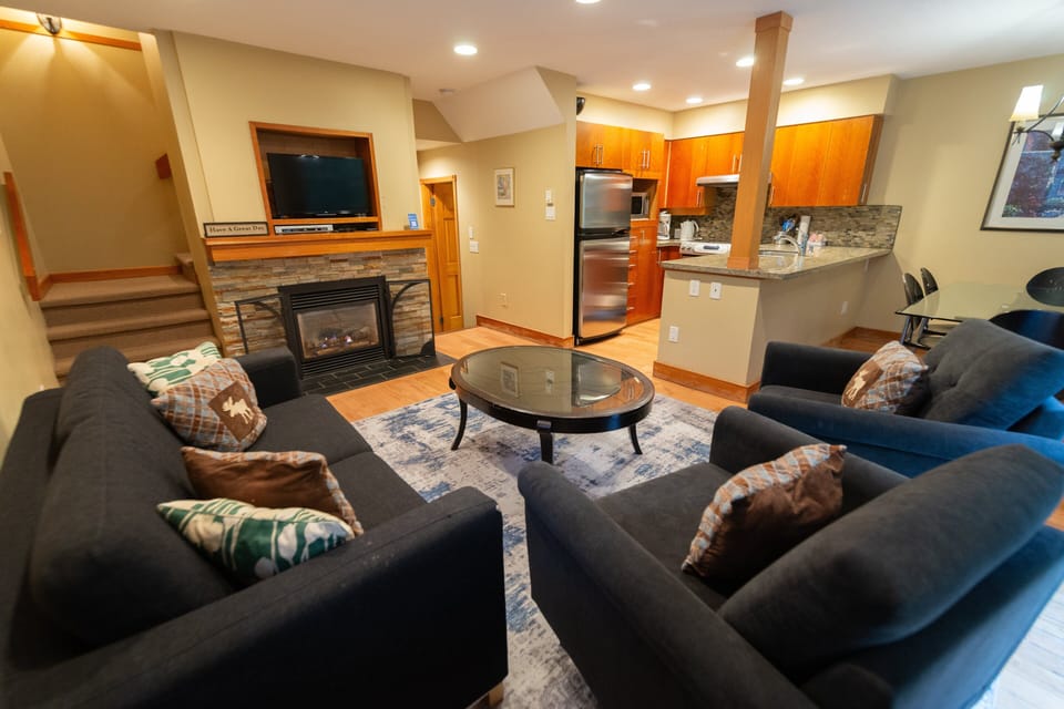 Open plan kitchen, dining and living area