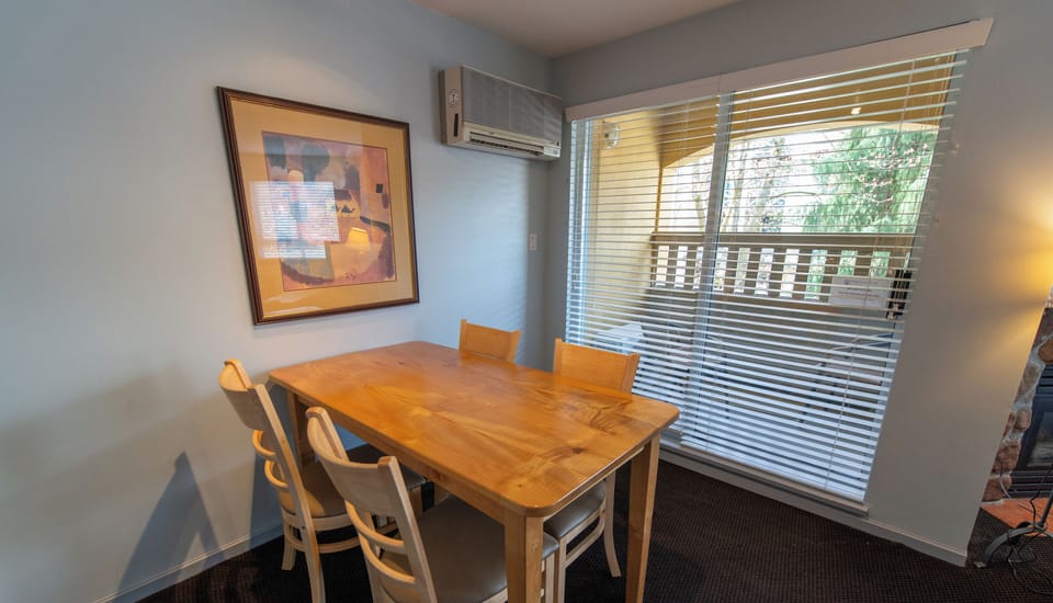Living area with air conditioning