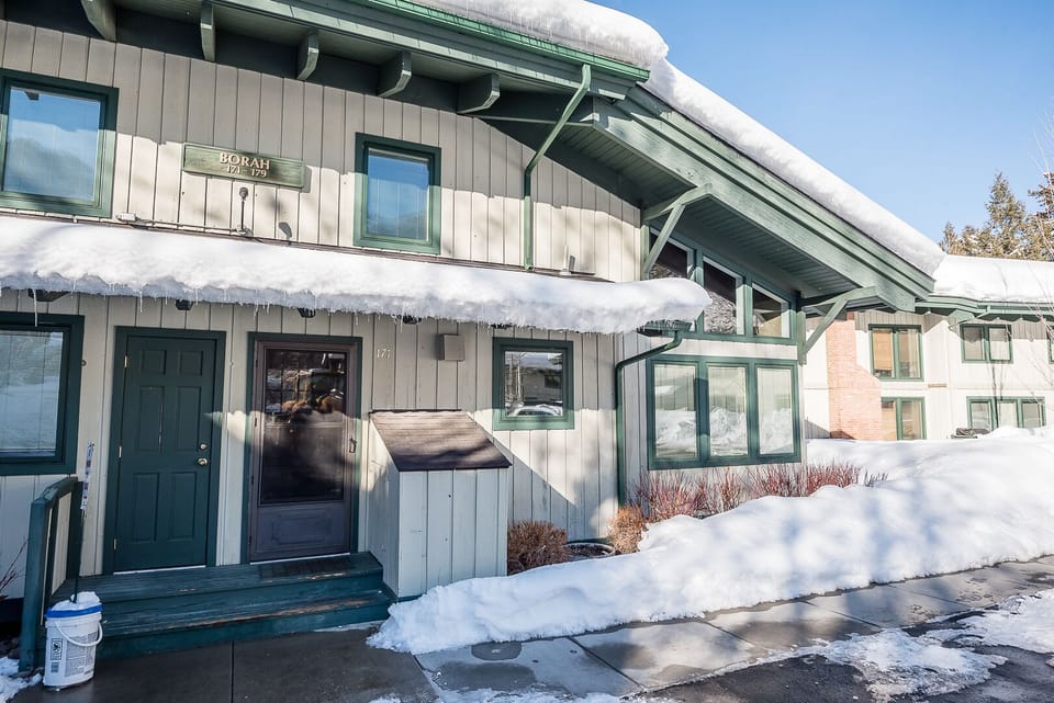 Exterior Winter