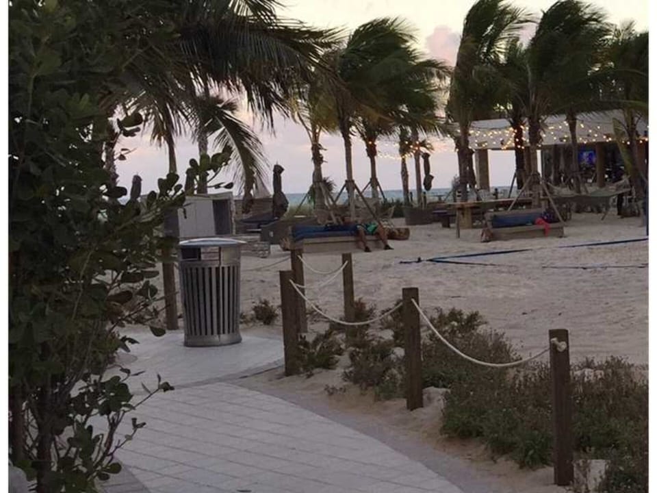 Direct beach access from pool thru the newly opened 5 star Hyde Beach resort.