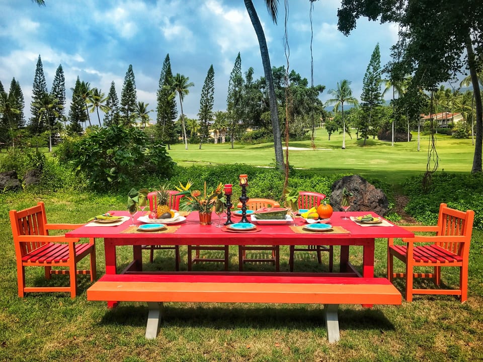 Outdoor dining