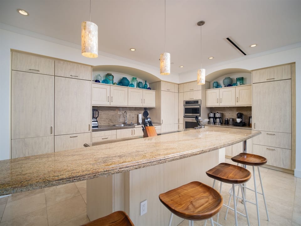 K507 Wailea Seashore Suite - Chef's Kitchen