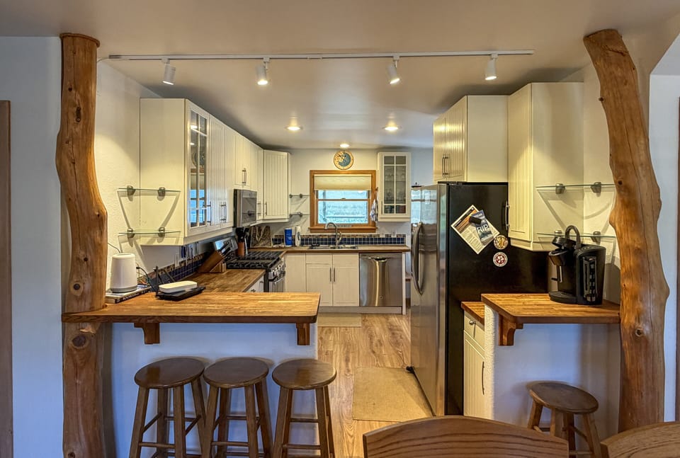 Kitchen with Screened Porch Access