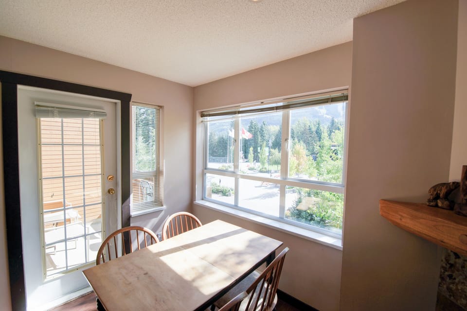 Dining area with views of the Olympic plaza