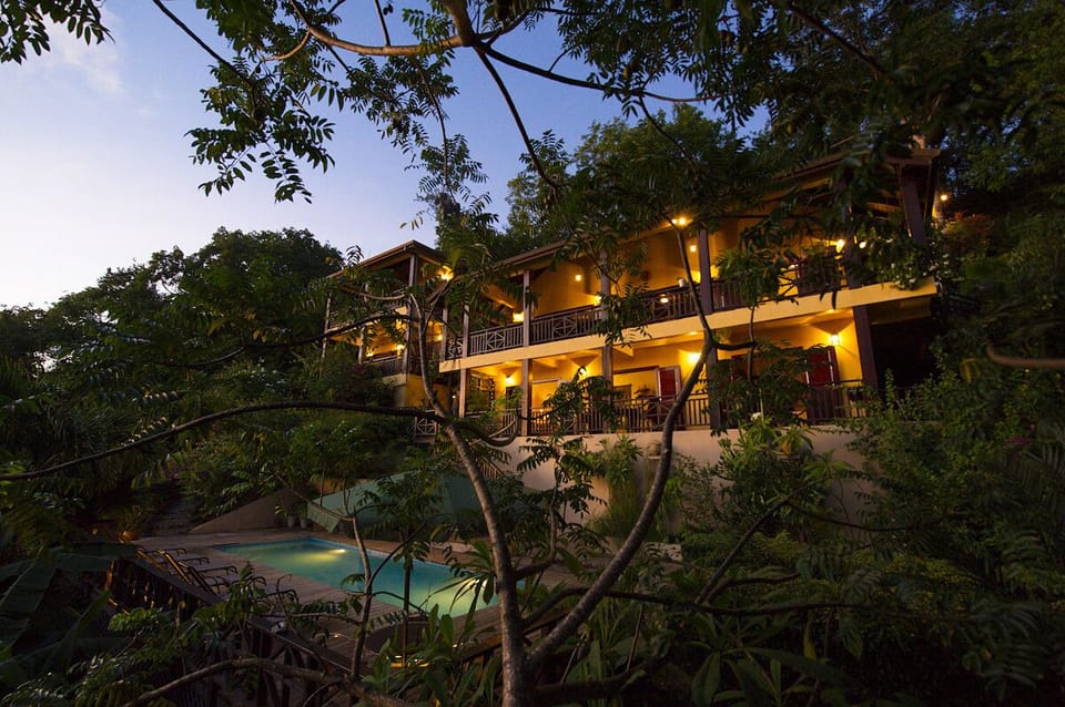 Front view of villas...the ocean is at a 3 minute walk