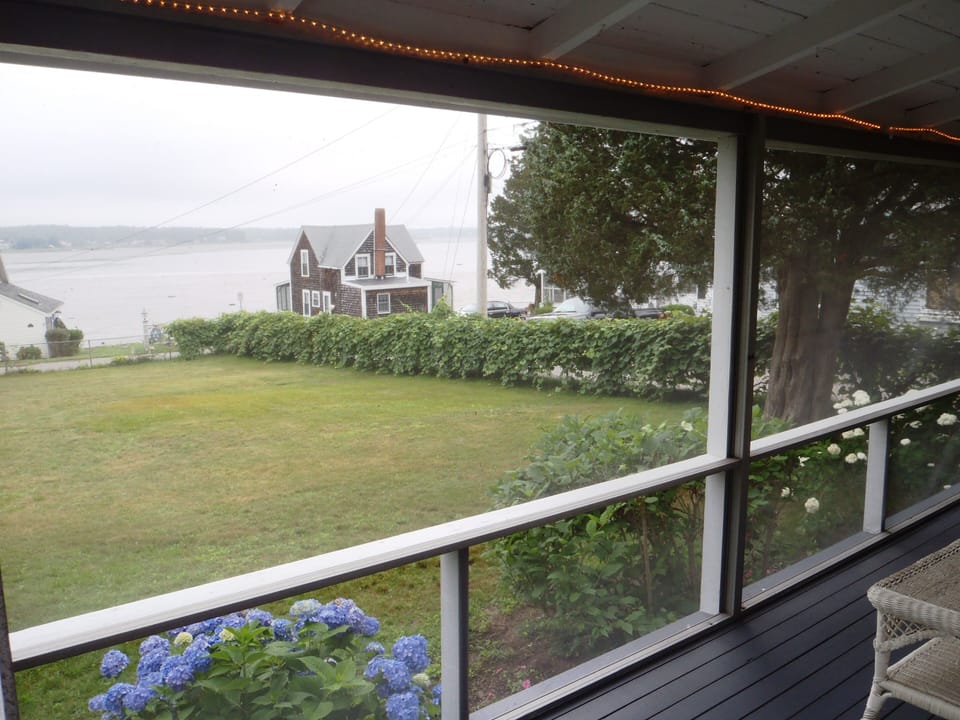 Screened In Porch