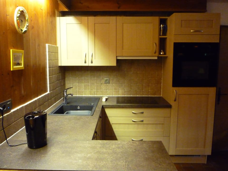 chalet kitchen