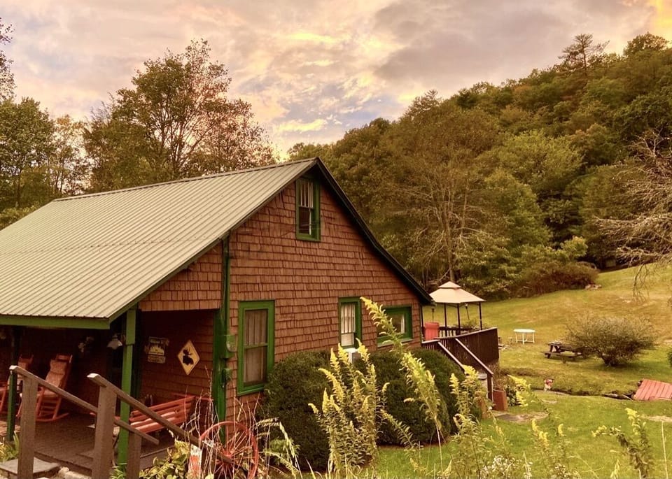 Cabin- took pic eve Sept30, 22' as Hurricane/Tropical Ian expected! Missed us!! 