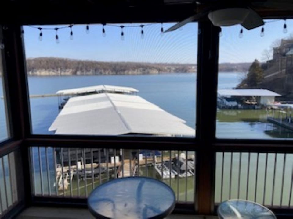 Screened Deck w/ patio lights, ceiling fan, enjoy a shaded afternoon / evening. 