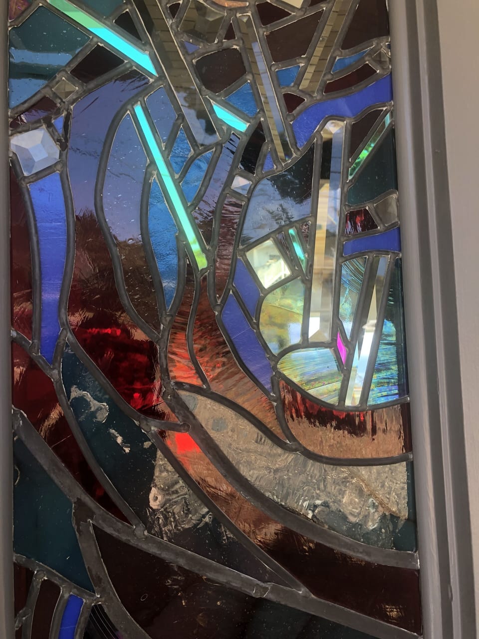 Beautiful art and stained glass throughout