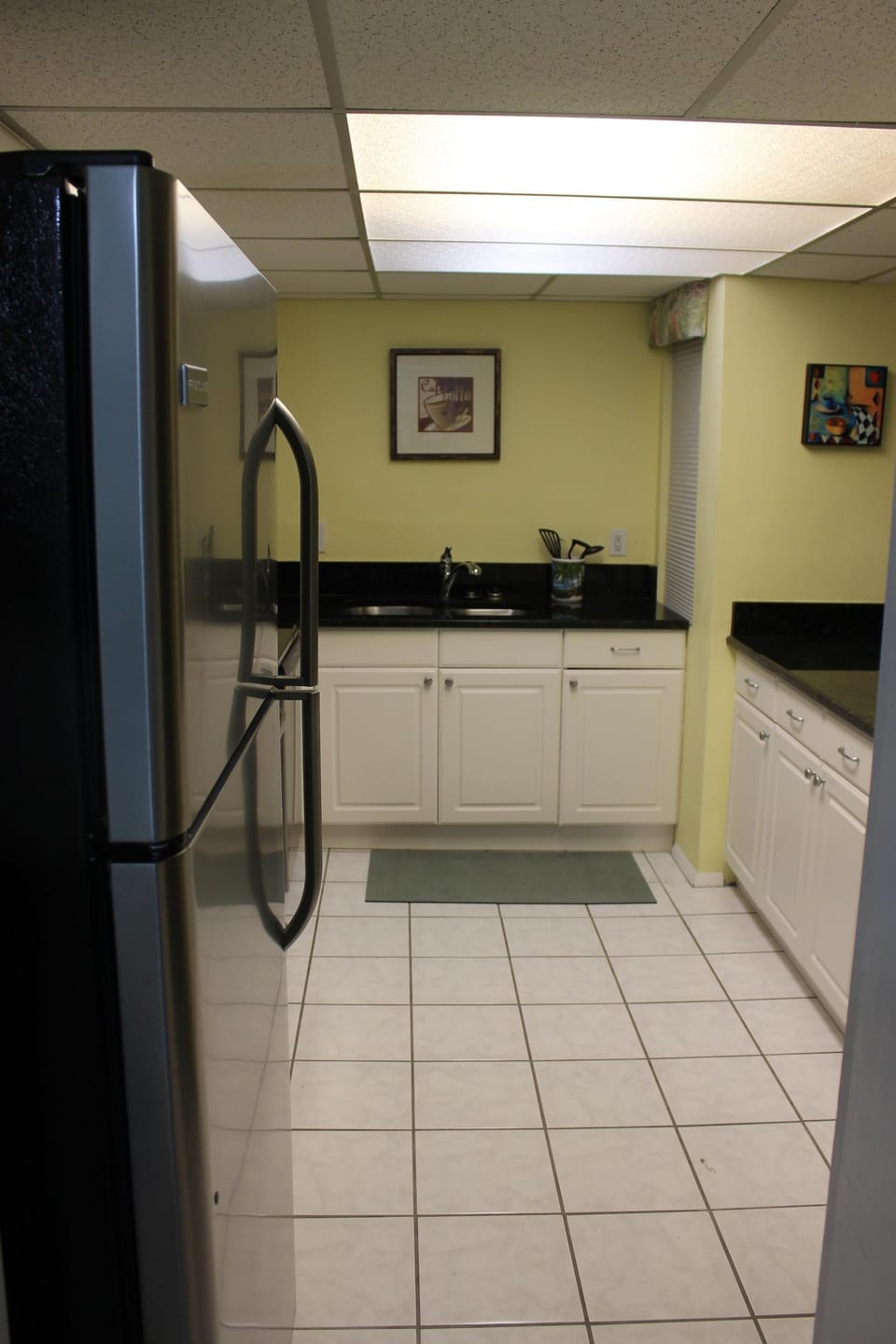 Fully stocked kitchen with plenty of room