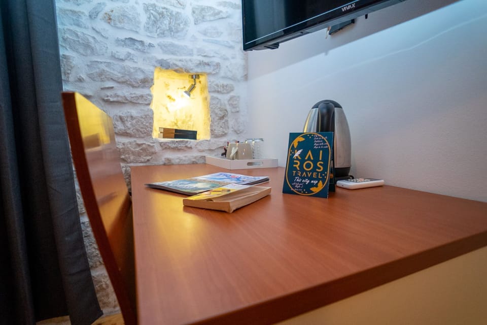 every bedroom comes with a mini fridge, a kettle, AC, ensuite bathroom