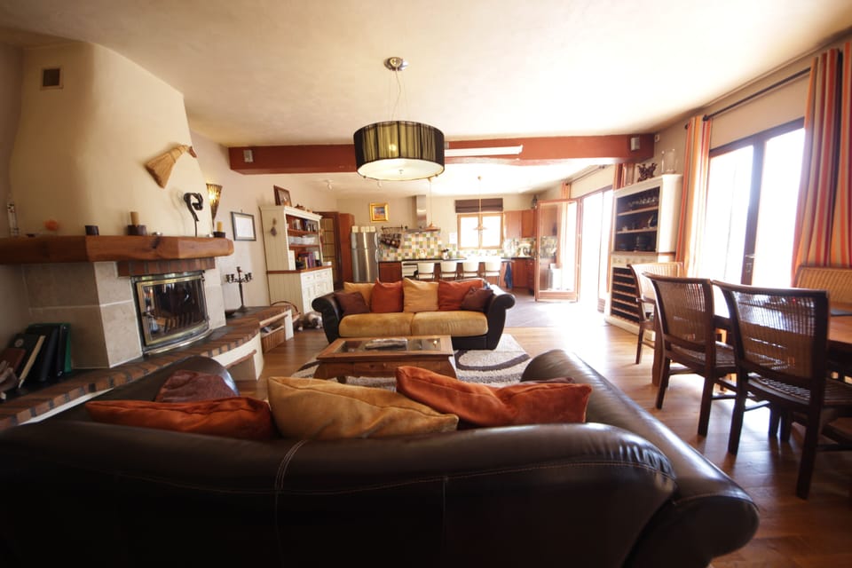 Downstairs lounge and dining