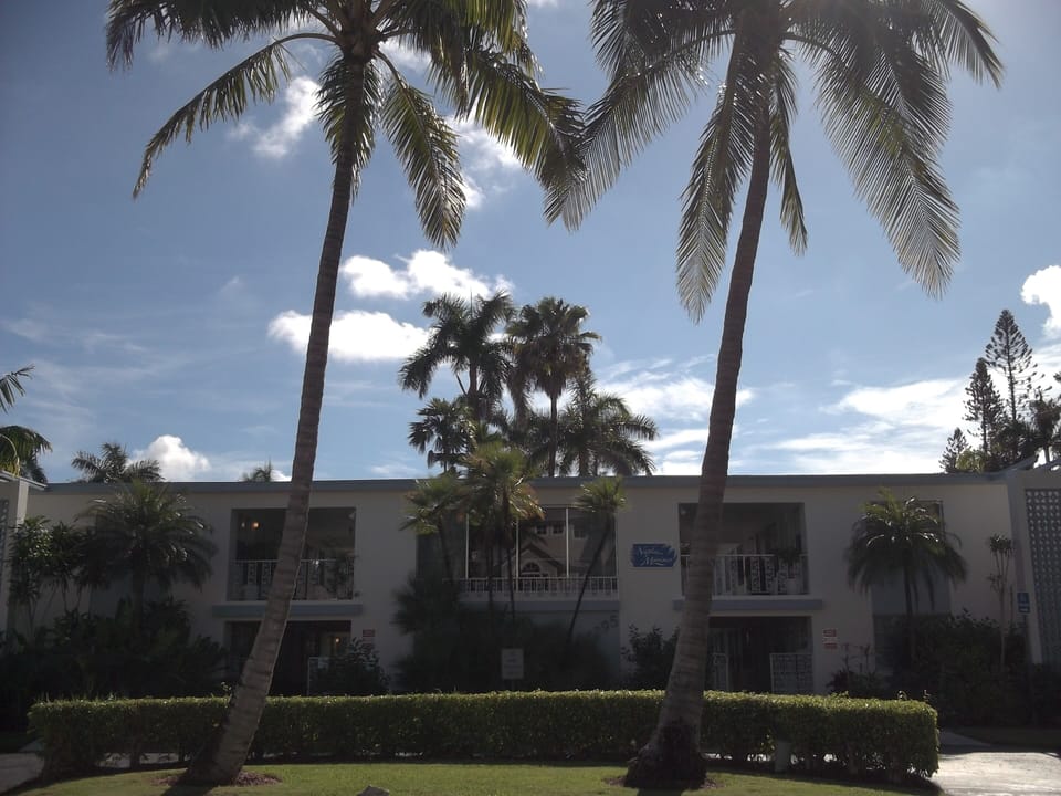 Mariner Condominium Front View