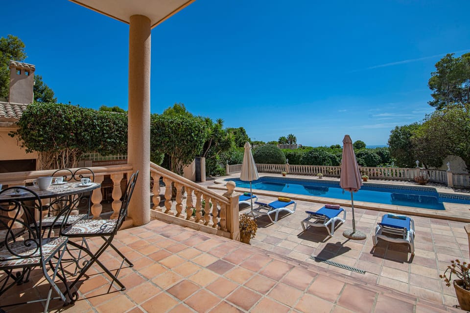 Large, outside space with complete privacy