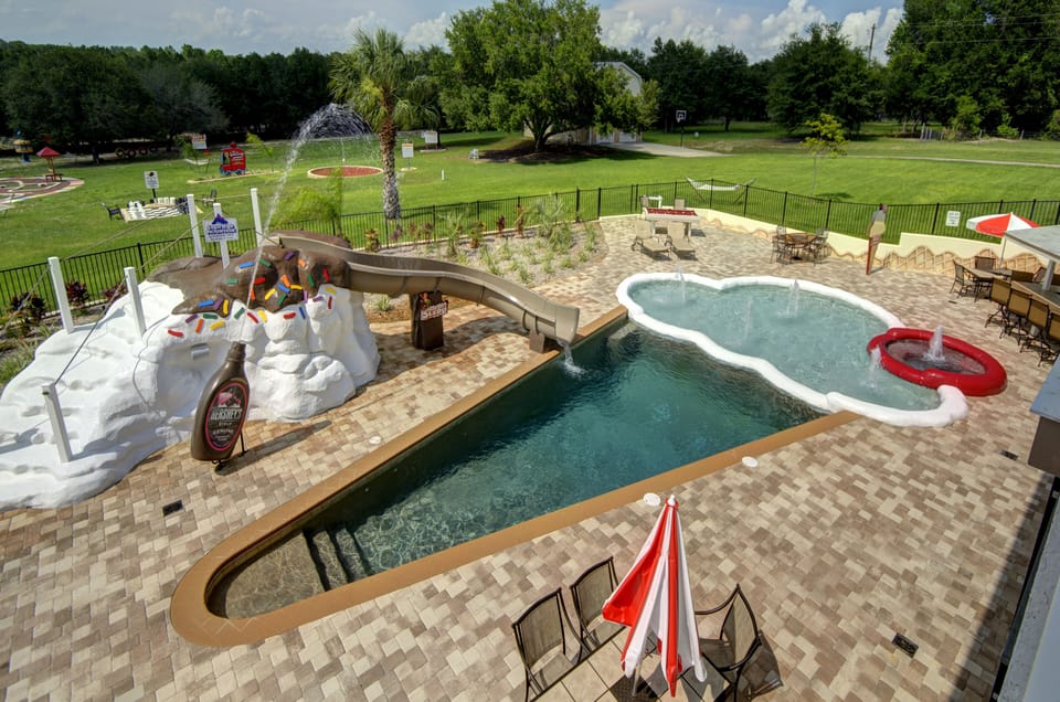 The world's only ice cream cone pool- The hot tub is the cherry on top! 