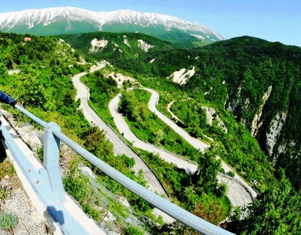 Ideal land for biker and motorbikers -the mountains waiting you (20')