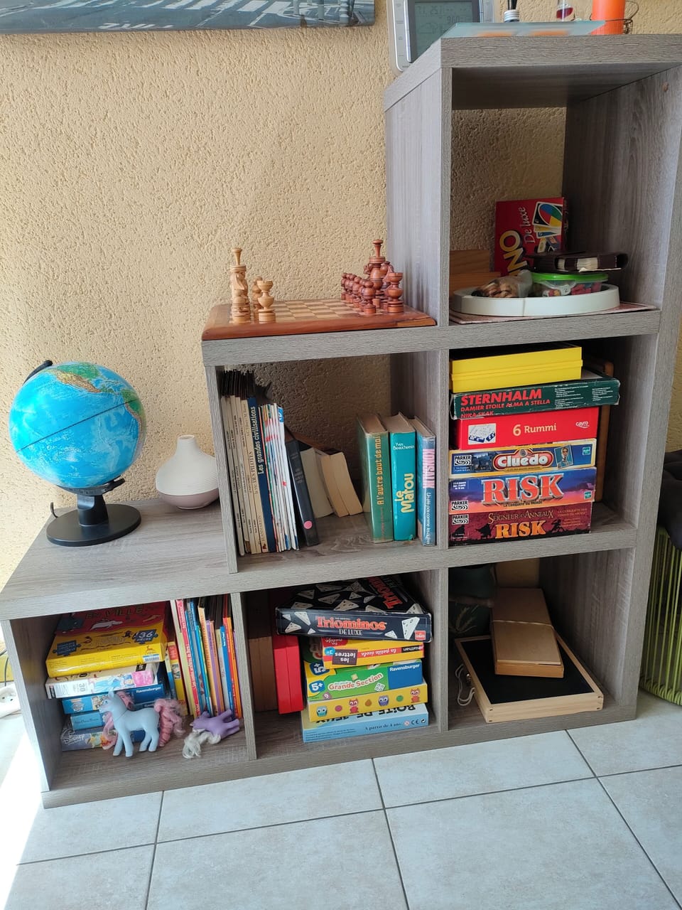 Game room