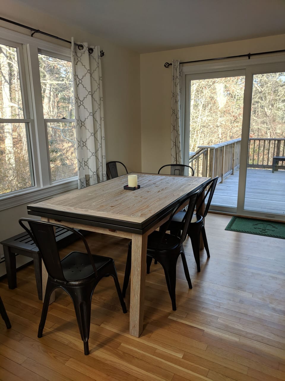 Dining2