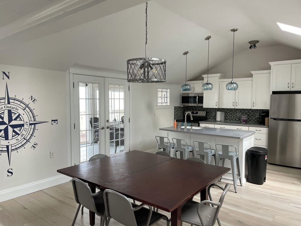 Dining Room/Kitchen