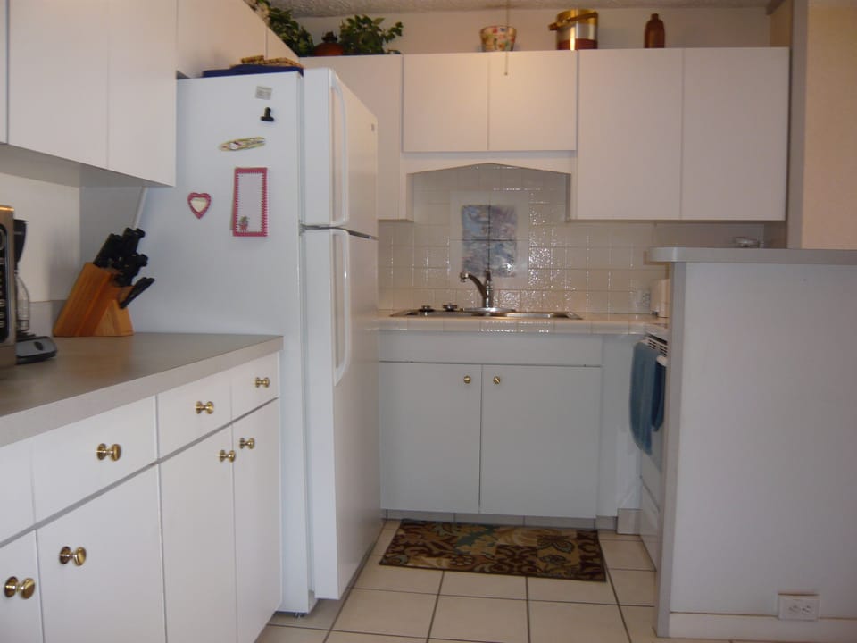 Well equipped kitchen