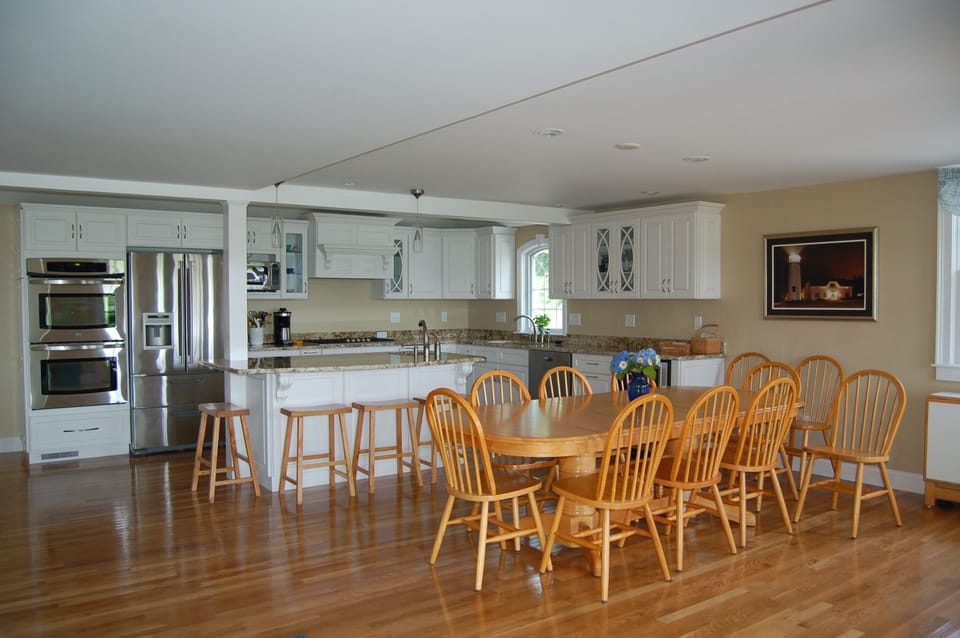 dining area & kitchen