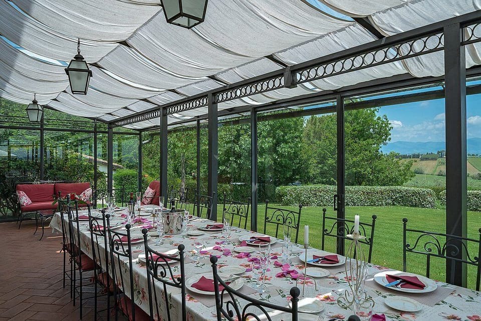 Banquet hall